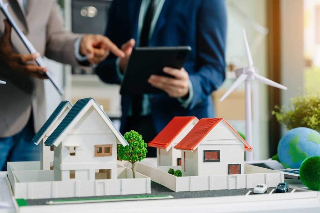 inmobiliaria cerrando venta de una casa